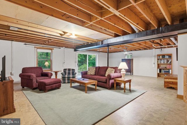 11600 FARM DR, La Plata, MD 20646