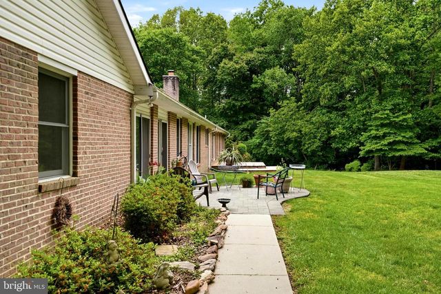 11600 FARM DR, La Plata, MD 20646