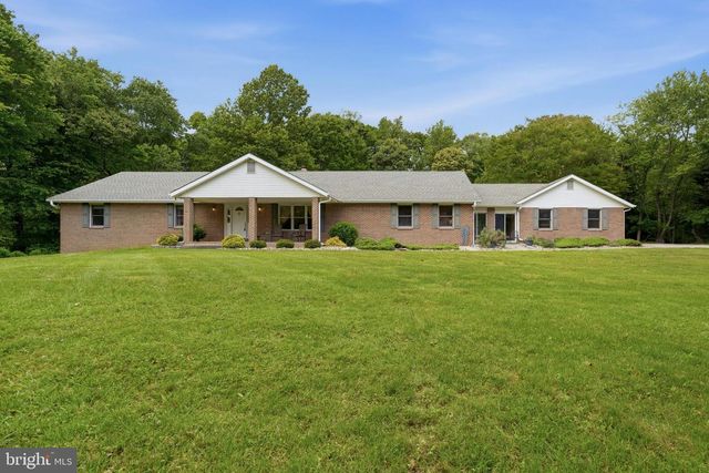 11600 FARM DR, La Plata, MD 20646