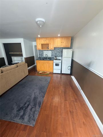 9911 216th Street, Queens Village, NY 11429