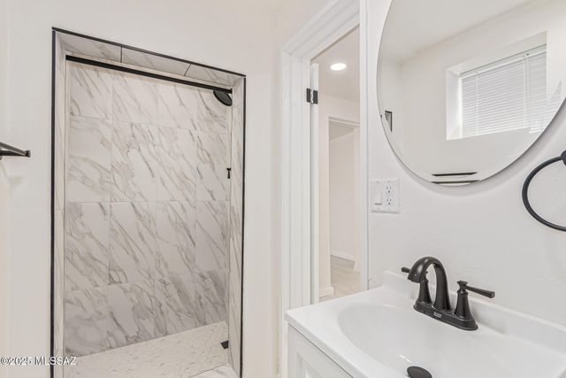 231 W 26th Street, Tucson, AZ 85713