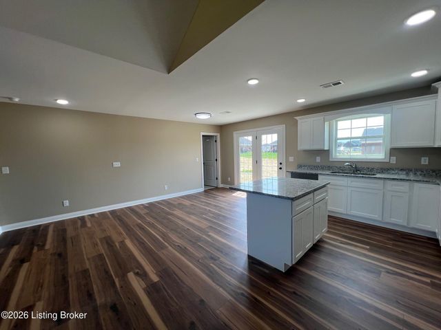 145 Durango Dr, Coxs Creek, KY 40013
