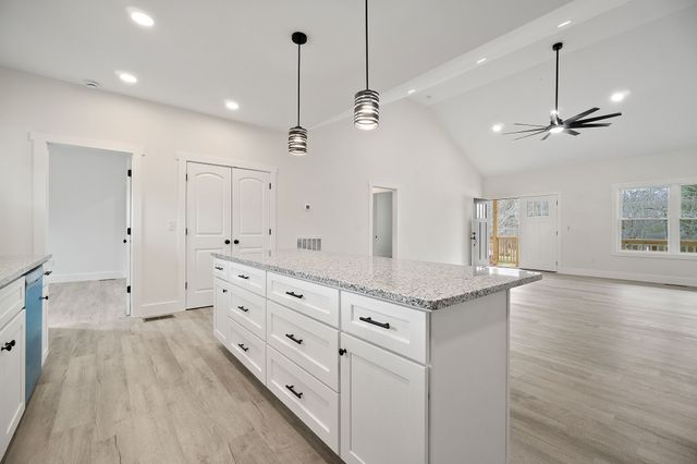 3659 Mustang Ln, Cookeville, TN 38506