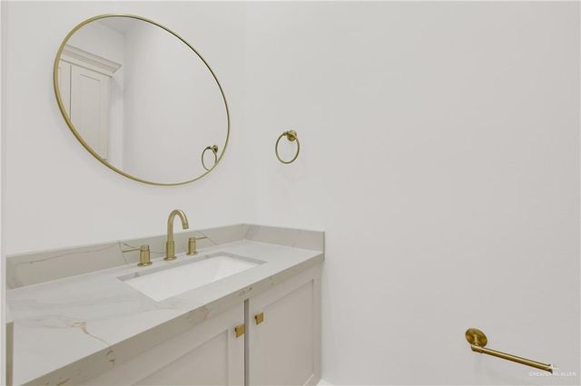 4716 S Waterford Avenue, Edinburg, TX 78539