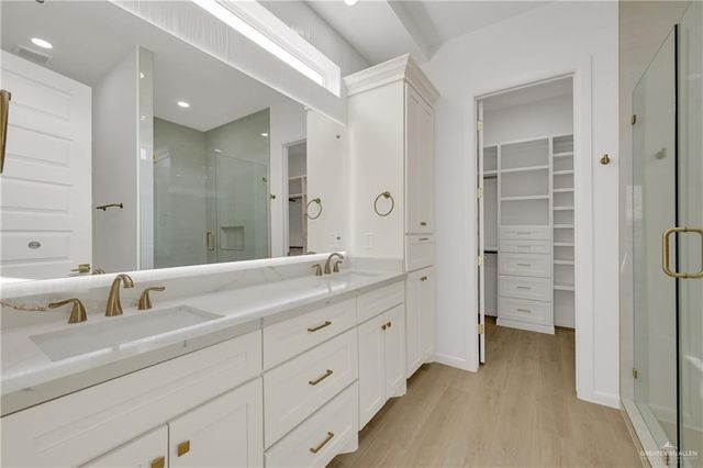 4716 S Waterford Avenue, Edinburg, TX 78539