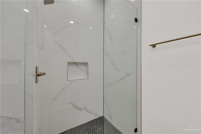 4716 S Waterford Avenue, Edinburg, TX 78539