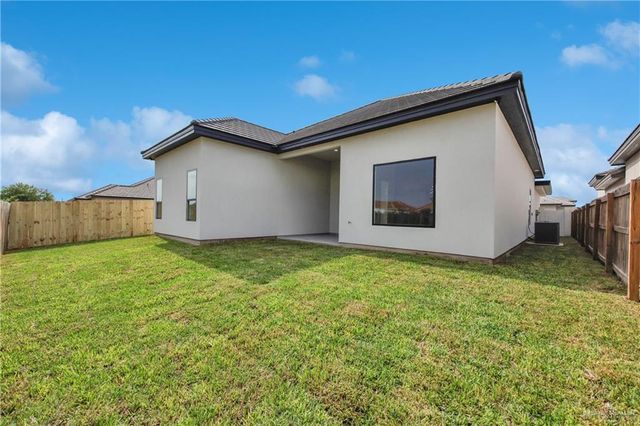 4716 S Waterford Avenue, Edinburg, TX 78539