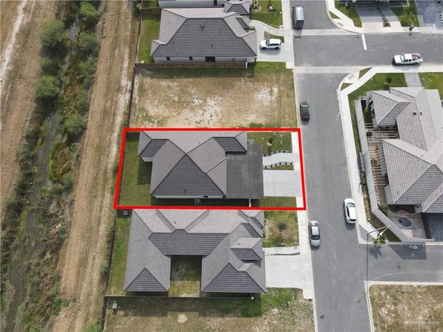 4716 S Waterford Avenue, Edinburg, TX 78539