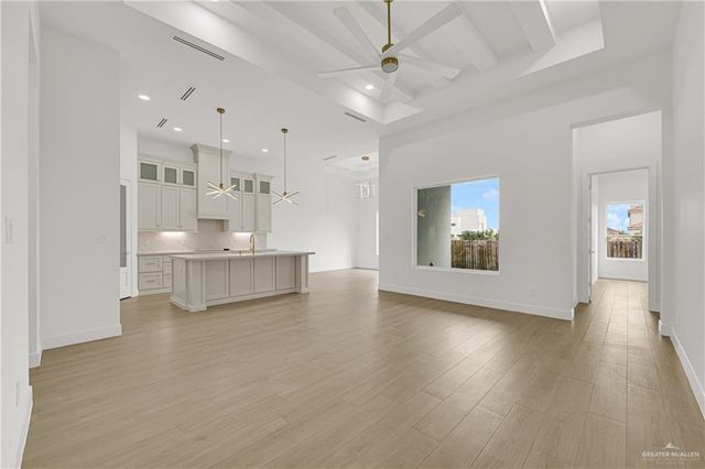 4716 S Waterford Avenue, Edinburg, TX 78539