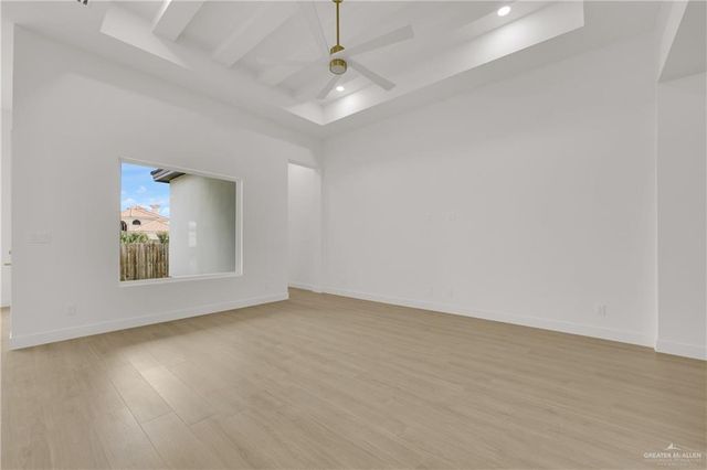 4716 S Waterford Avenue, Edinburg, TX 78539