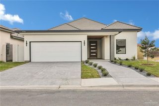 4716 S Waterford Avenue, Edinburg, TX 78539