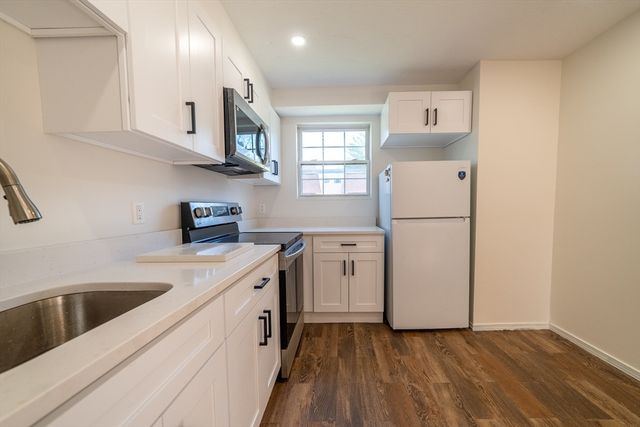 180 Main St 2110, Bridgewater, MA 02324