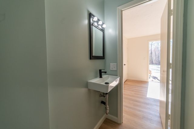 180 Main St 2110, Bridgewater, MA 02324