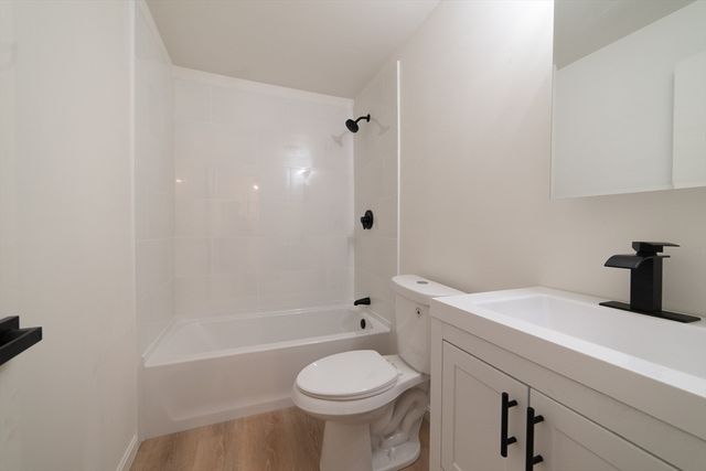 180 Main St 2110, Bridgewater, MA 02324