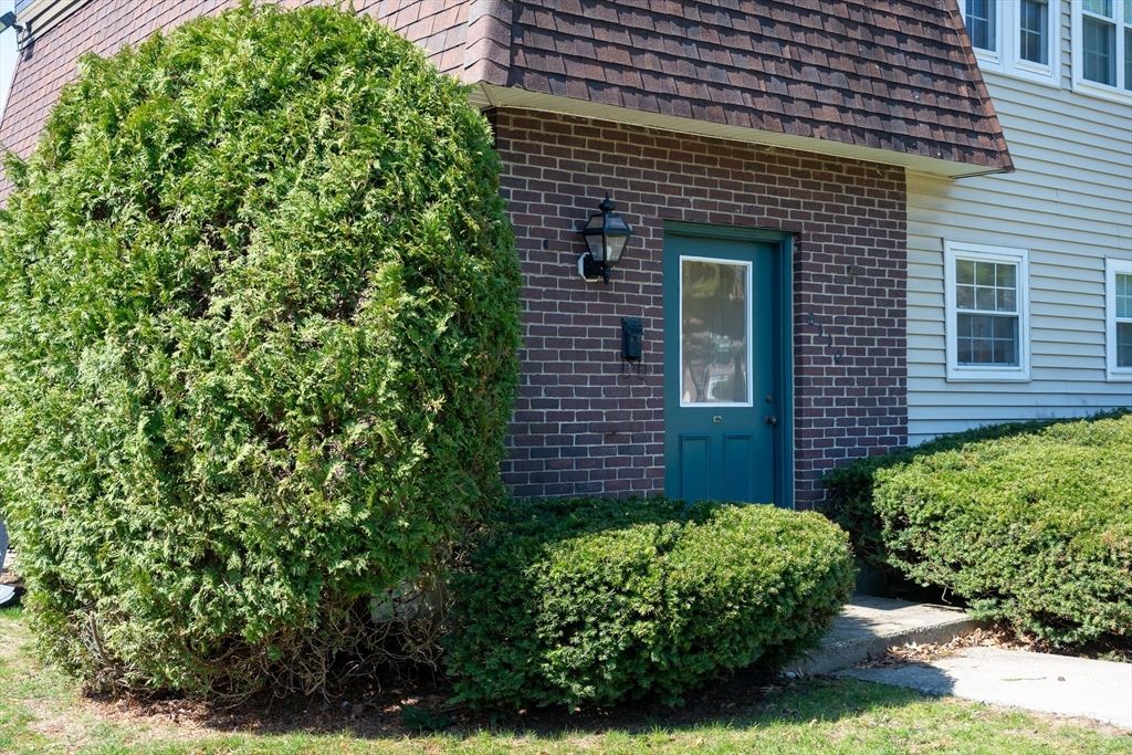 180 Main St 2110, Bridgewater, MA 02324