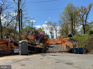 2020 NORDLIE PL, Falls Church, VA 22043