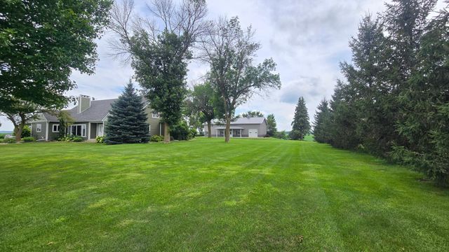84237 State Highway 251, Hollandale, MN 56045