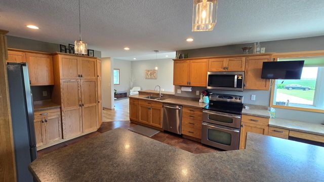 84237 State Highway 251, Hollandale, MN 56045