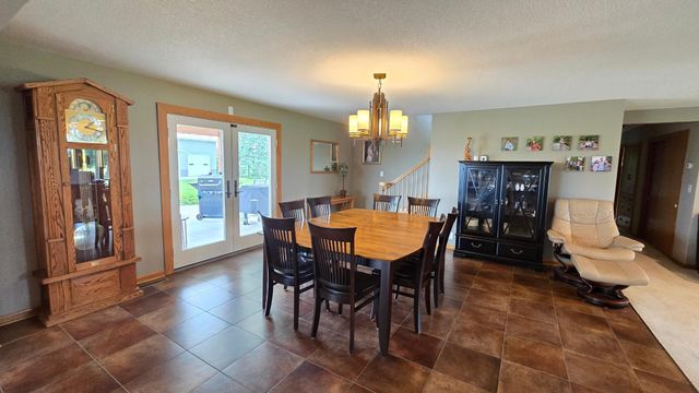 84237 State Highway 251, Hollandale, MN 56045