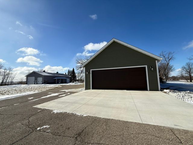 84237 State Highway 251, Hollandale, MN 56045