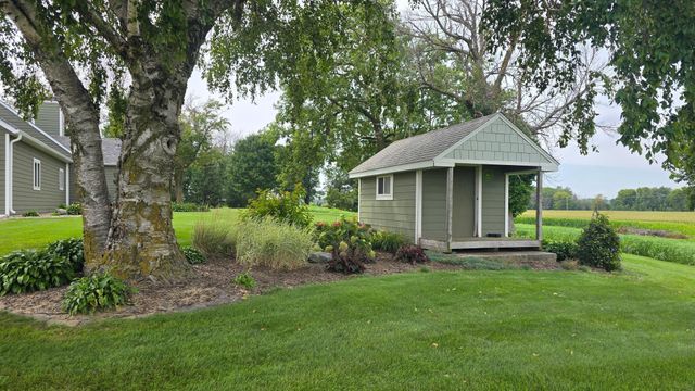 84237 State Highway 251, Hollandale, MN 56045