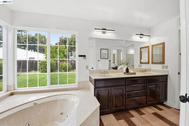 3971 Baldwin Ct, Fremont, CA 94536