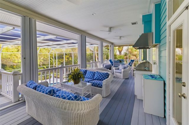 746 EAGLE POINT DRIVE, Venice, FL 34285