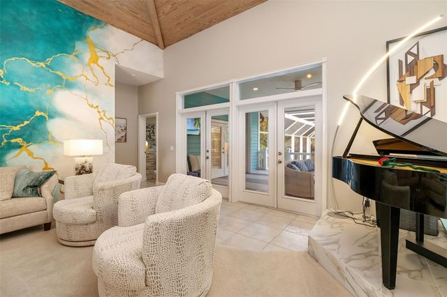 746 EAGLE POINT DRIVE, Venice, FL 34285