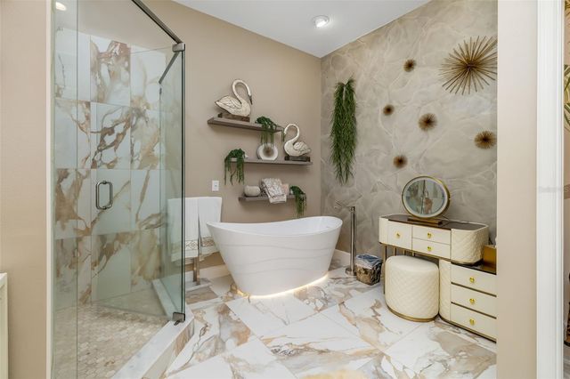 746 EAGLE POINT DRIVE, Venice, FL 34285