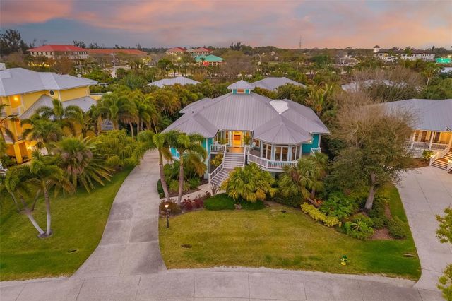 746 EAGLE POINT DRIVE, Venice, FL 34285