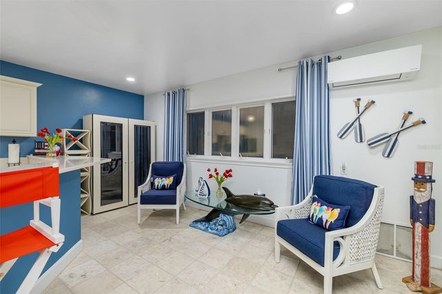 746 EAGLE POINT DRIVE, Venice, FL 34285