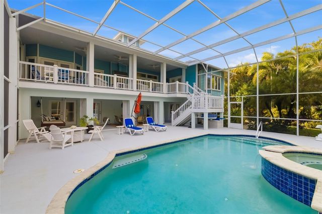 746 EAGLE POINT DRIVE, Venice, FL 34285