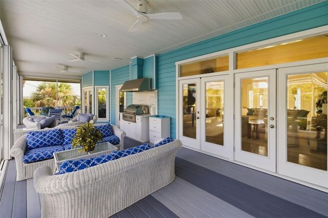 746 EAGLE POINT DRIVE, Venice, FL 34285