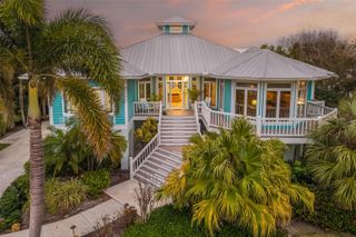 746 EAGLE POINT DRIVE, Venice, FL 34285