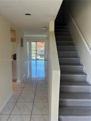 260 NW 107th Ave 212, Miami, FL 33172