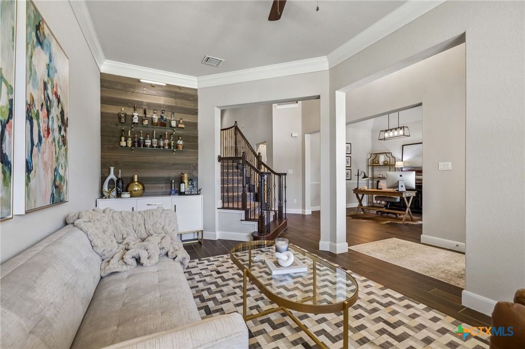 Image 13 of property listing at 2534 Lermann, New Braunfels, TX 78132