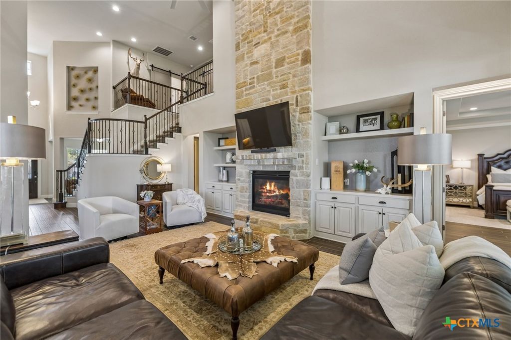 Image 16 of property listing at 2534 Lermann, New Braunfels, TX 78132