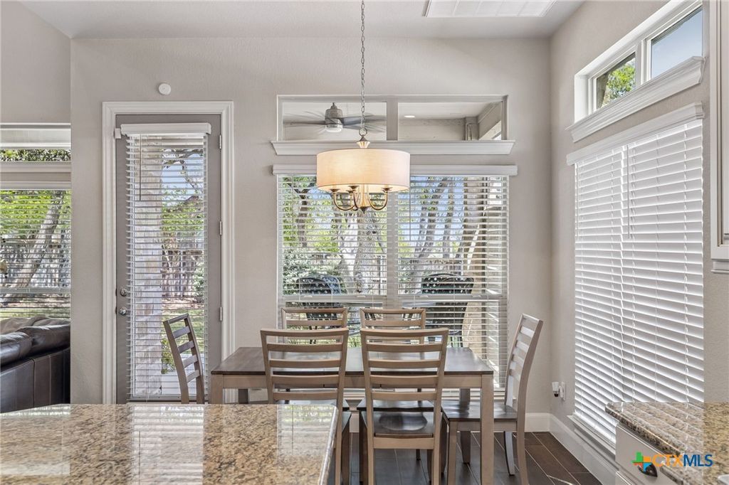 Image 23 of property listing at 2534 Lermann, New Braunfels, TX 78132