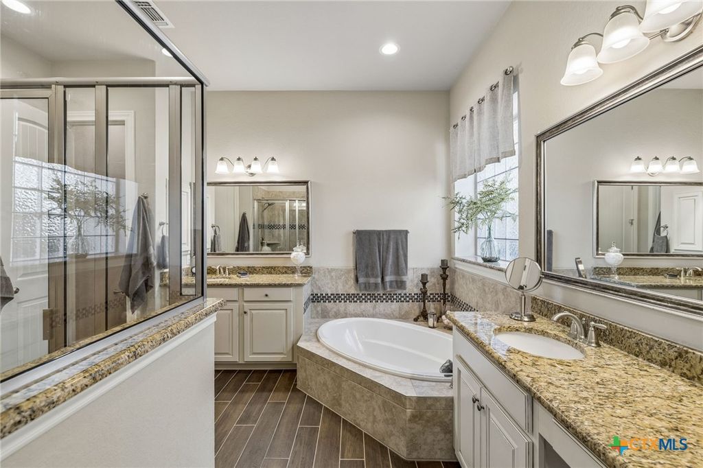 Image 27 of property listing at 2534 Lermann, New Braunfels, TX 78132