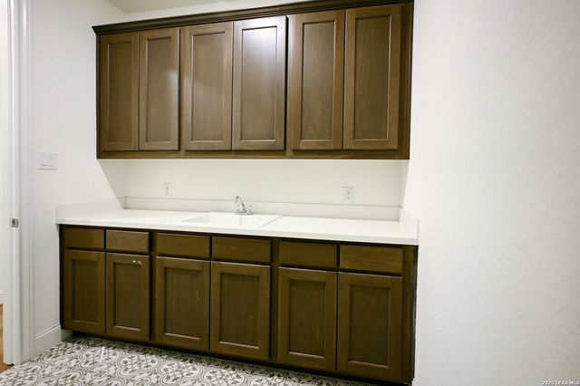 1438 OAKLAWN DR, New Braunfels, TX 78132