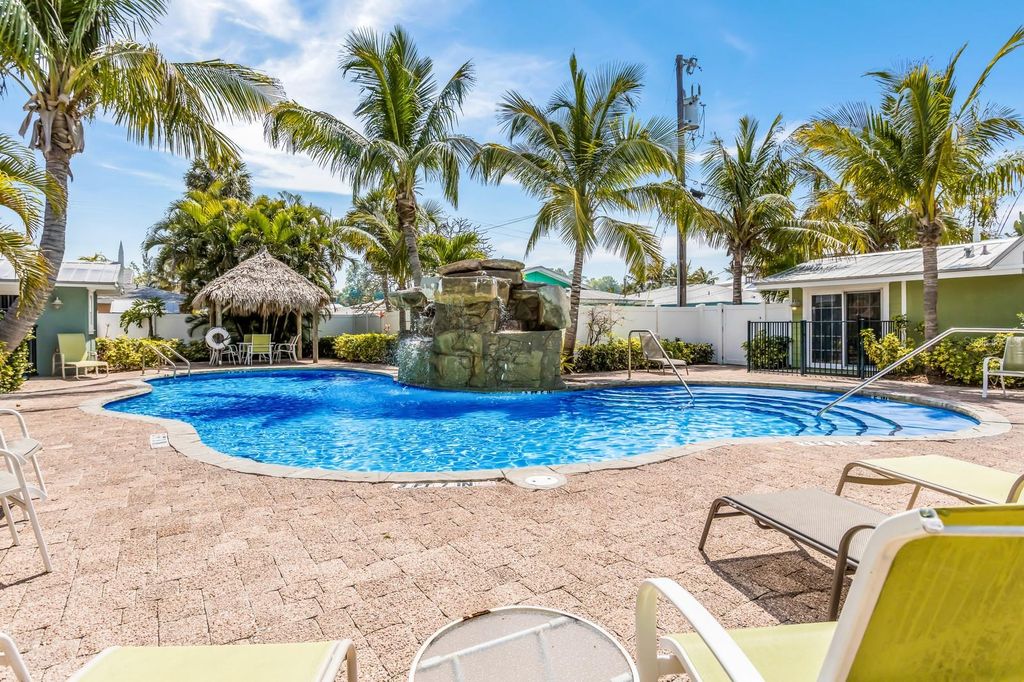 6606 HOLMES BOULEVARD 3, HOLMES BEACH, FL 34217 — photo 3