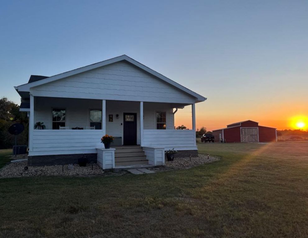 264 Lcr 822 Road, Groesbeck, TX 76642