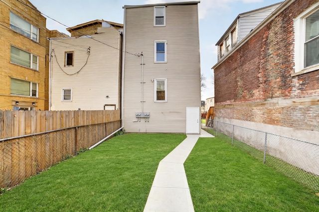 1419 S Kedvale Avenue, Chicago, IL 60623