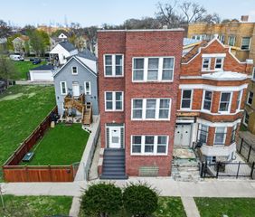 1419 S Kedvale Avenue, Chicago, IL 60623
