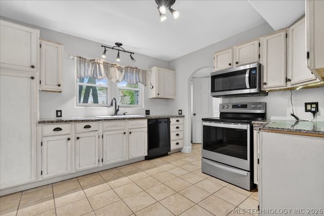 1715 S Osage Avenue, Bartlesville, OK 74003