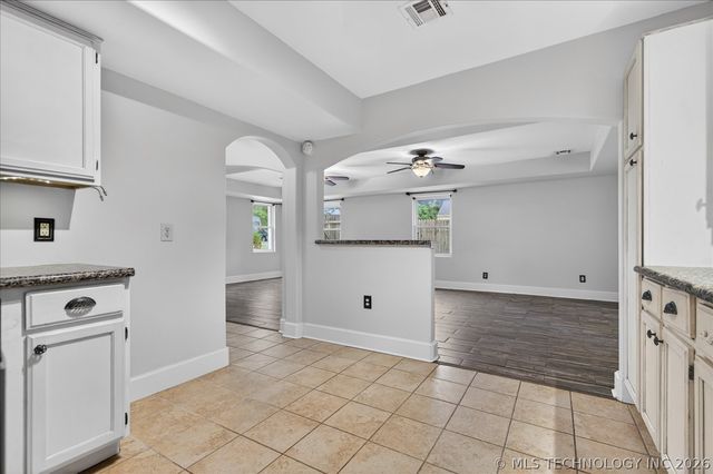 1715 S Osage Avenue, Bartlesville, OK 74003