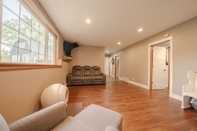 2590 Horizon Hills Road, Willmar, MN 56201