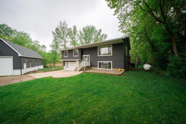 2590 Horizon Hills Road, Willmar, MN 56201