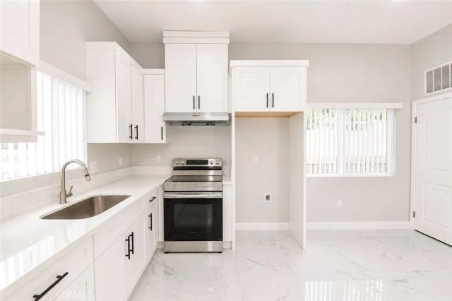 9440 Mcfadden, Westminster, CA 92683