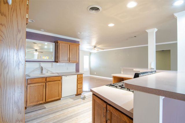 2007 Bradford Street, Irving, TX 75061